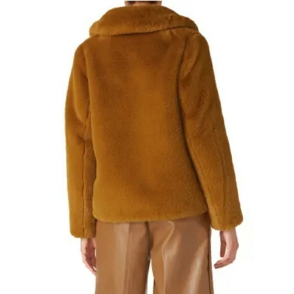 NOIZE Faux Fur Carly Coat - Picture 2 of 15